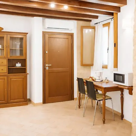 Apartamento Damiani Vacanze - Centro Storico