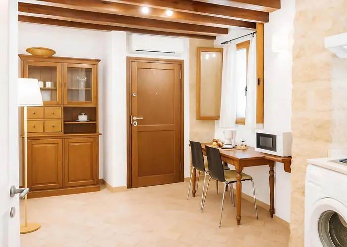 아파트 Damiani Vacanze - Centro Storico